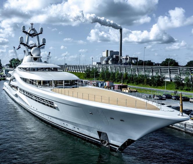 front part of super yacht anna