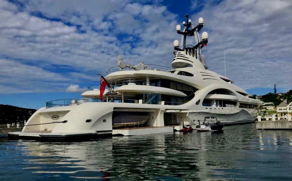 Luxury yacht Anna tender garage open