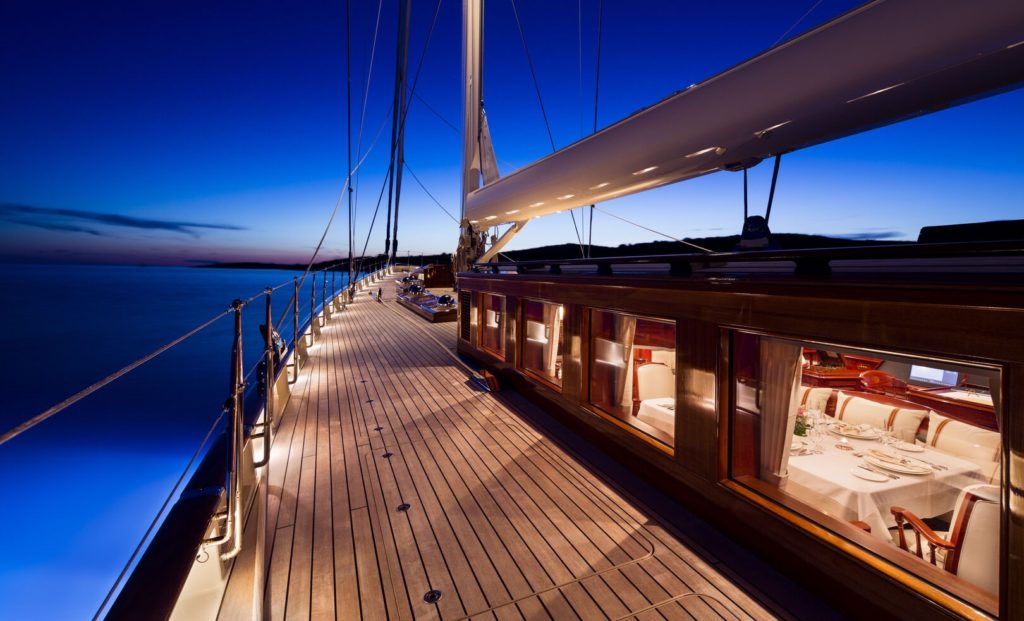 Luxury Sailing Superyacht Kamaxitha