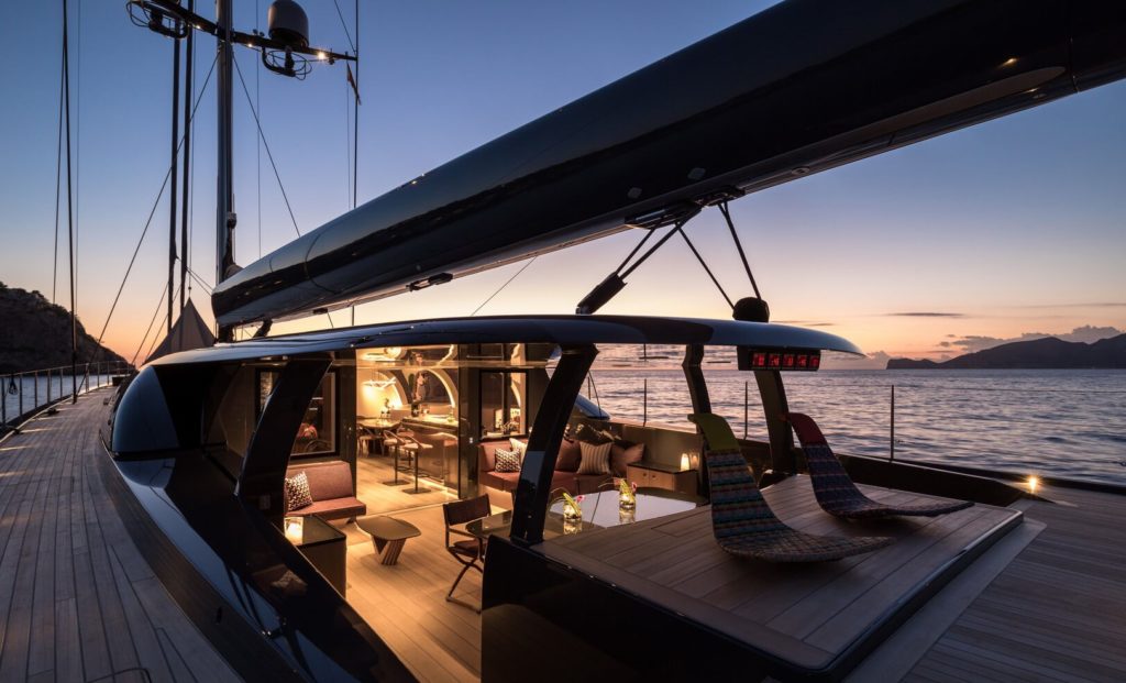 Luxury Sailing Superyacht Ngoni 