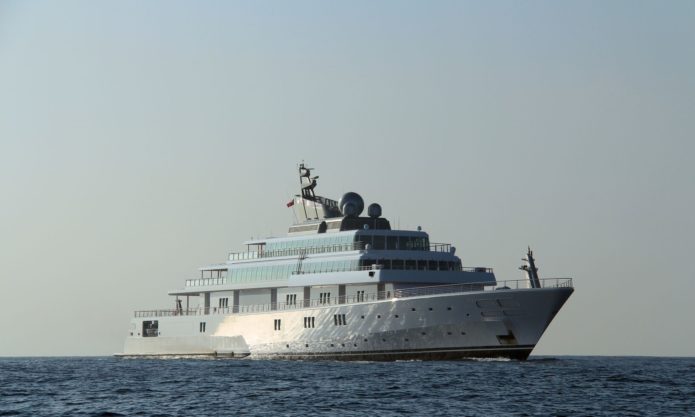 who owns the rising sun yacht