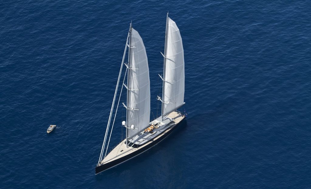 Luxury Sailing Superyacht Vertigo
